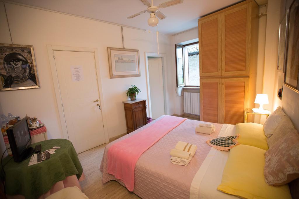 B&B Rosaspina Ascoli Piceno Esterno foto