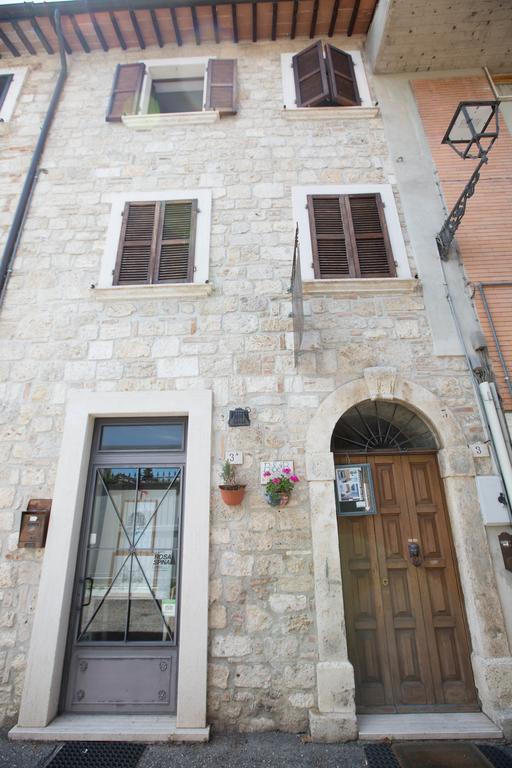 B&B Rosaspina Ascoli Piceno Esterno foto